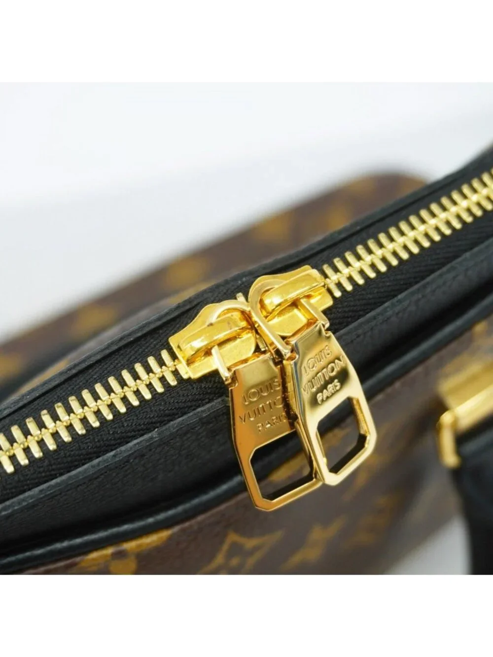Louis Vuitton Handbag Monogram Pallas Noir